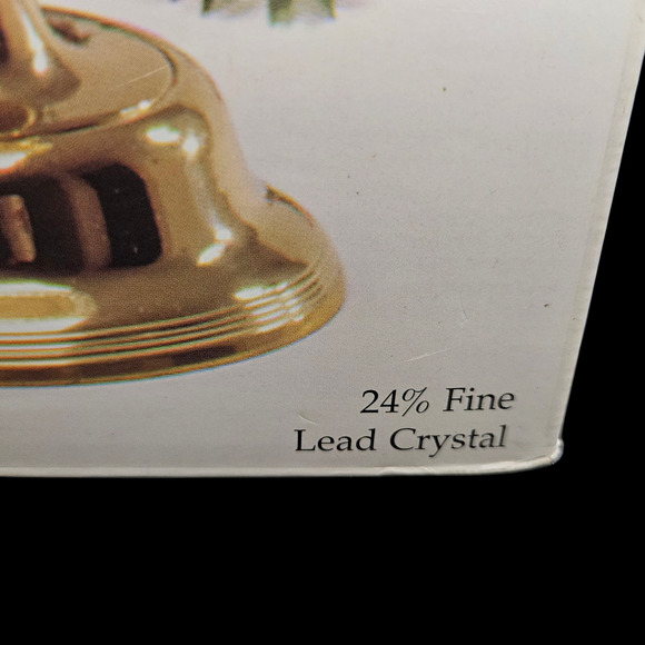 American Crystal Collection Christmas Hurricane Lamp 24% Lead Crystal & Brass - Picture 7 of 7